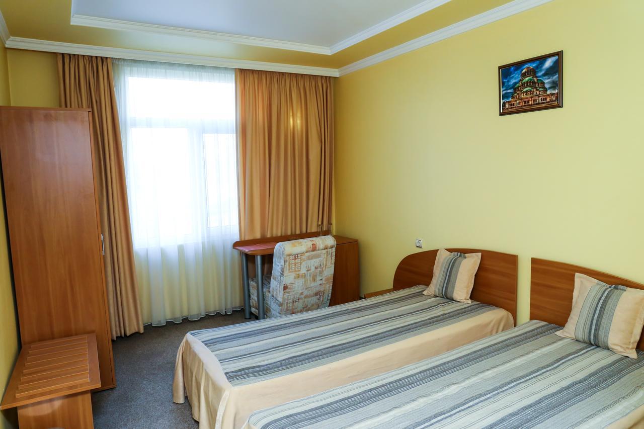 Hotel Bulgaria Kyrdżali Zewnętrze zdjęcie