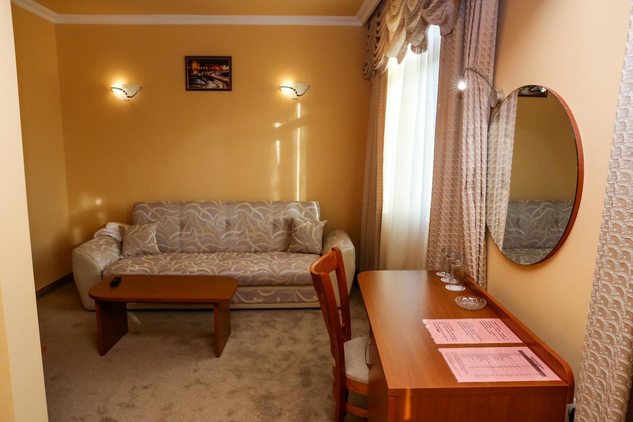 Hotel Bulgaria Kyrdżali Zewnętrze zdjęcie