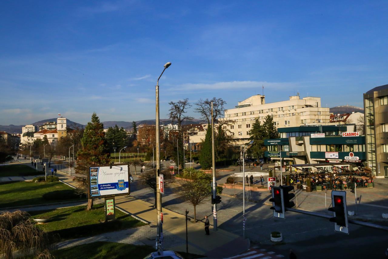 Hotel Bulgaria Kyrdżali Zewnętrze zdjęcie