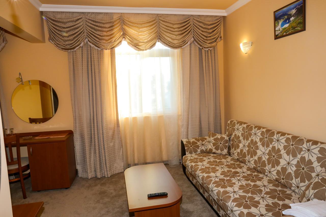 Hotel Bulgaria Kyrdżali Zewnętrze zdjęcie