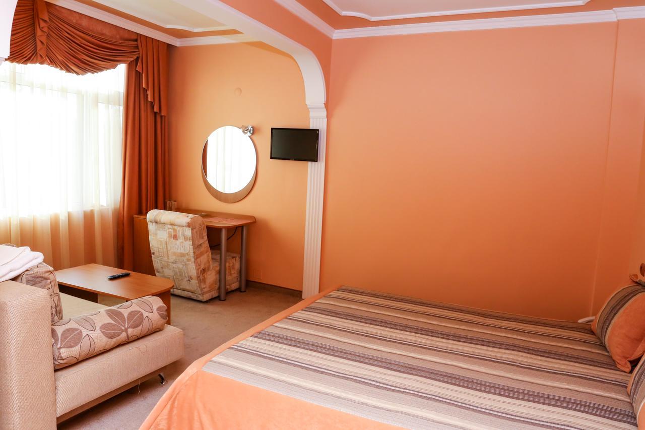 Hotel Bulgaria Kyrdżali Zewnętrze zdjęcie