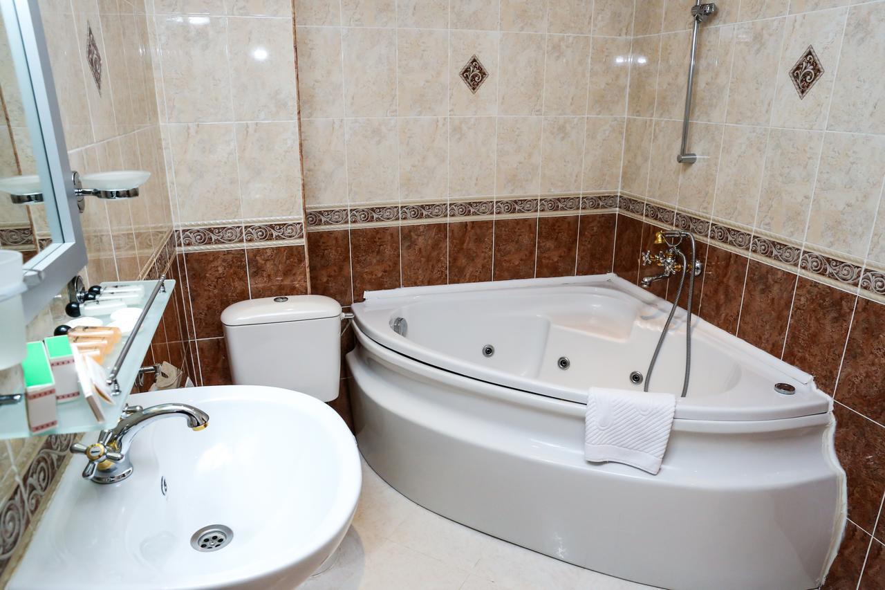 Hotel Bulgaria Kyrdżali Zewnętrze zdjęcie